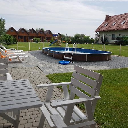 Domki Morskie Opowiesci Mikoszewo Esterno foto