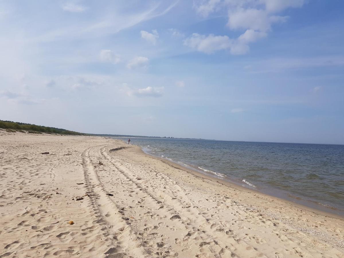 Domki Morskie Opowiesci Mikoszewo Esterno foto