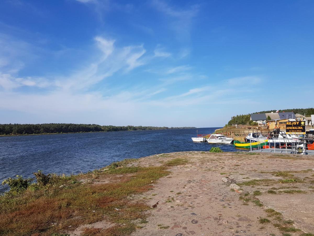 Domki Morskie Opowiesci Mikoszewo Esterno foto