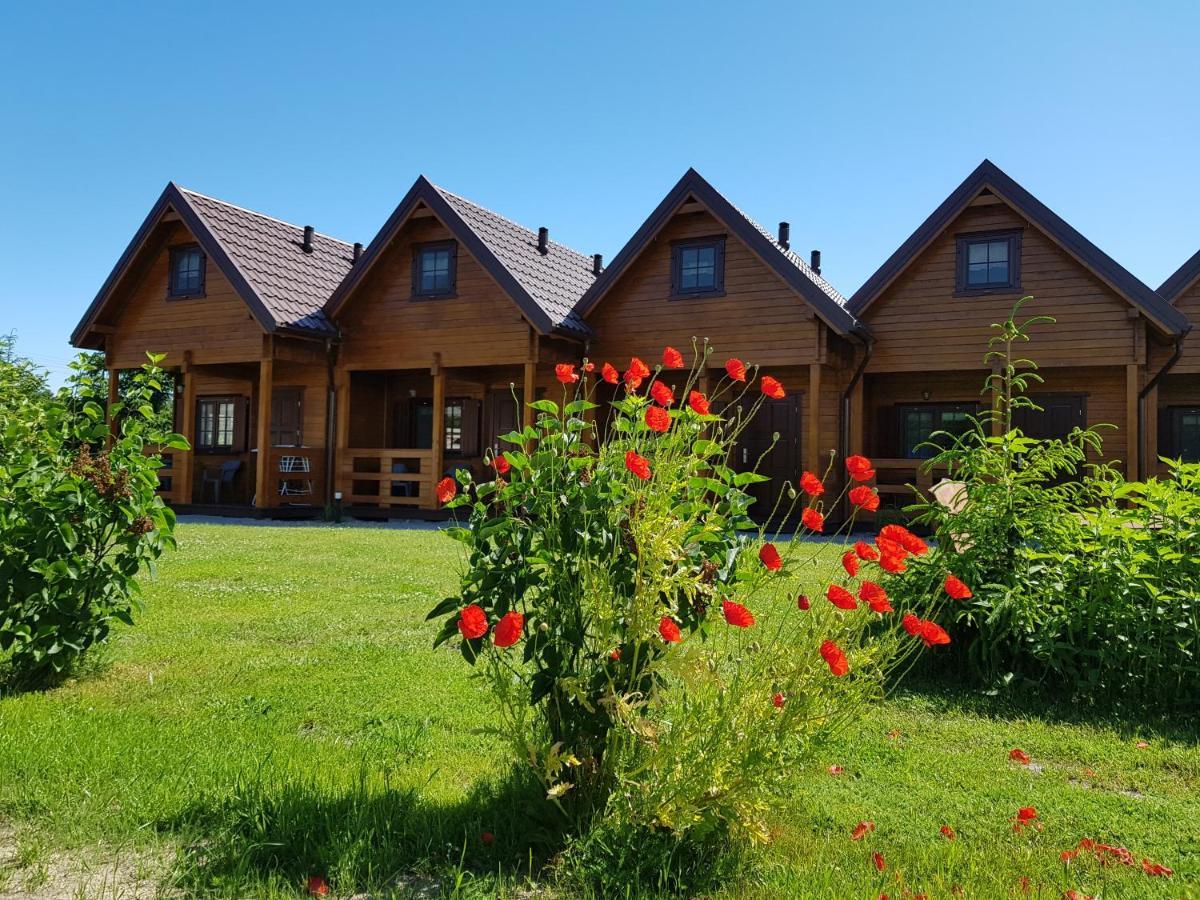 Domki Morskie Opowiesci Mikoszewo Esterno foto